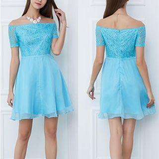 Off-shoulder Lace Panel Chiffon Cocktail Dress