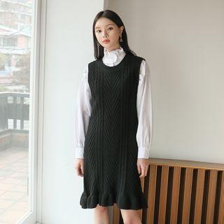 Sleeveless Frilled-hem Cable-knit Dress