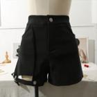 Details Window-hem Skinny Shorts