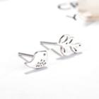 925 Sterling Silver Bird & Leaf Non-matching Earring Silver - One Size