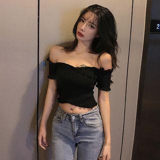 Plain Ruffle Trim Off-shoulder Cropped Top