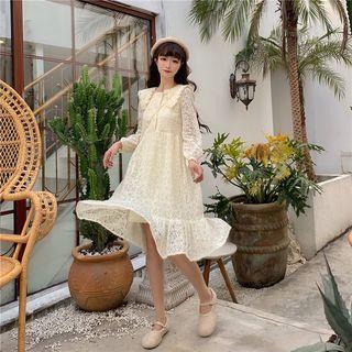Doll Lace Flared-sleeved Dress