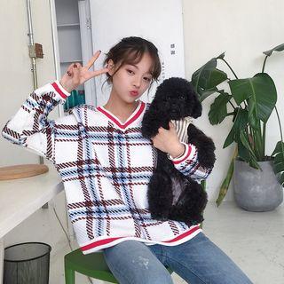 V-neck Plaid Tweed Pullover