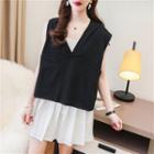Sleeveless Hooded V-neck T-shirt