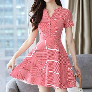 Patterned Short-sleeve A-line Chiffon Dress