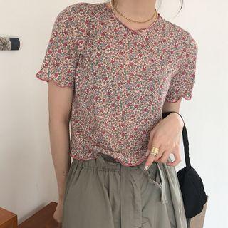 Lettuce Edge Floral Short-sleeve Cropped T-shirt