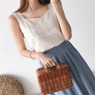 Sleeveless Lace-trim Cotton Top