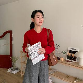 V-neck Woolen Ribbed Sweater