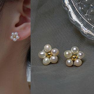 Flower Freshwater Pearl Earring