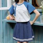 Elbow-sleeve Raglan T-shirt / Pleated Mini A-line Skirt / Set
