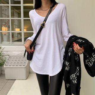 U-neck Round-hem Napped T-shirt