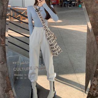Long-sleeve Top / High-waist Sweatpants
