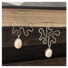 Faux Pearl Irregular Wirework Dangle Earring Resin Clip On Earring - White - One Size