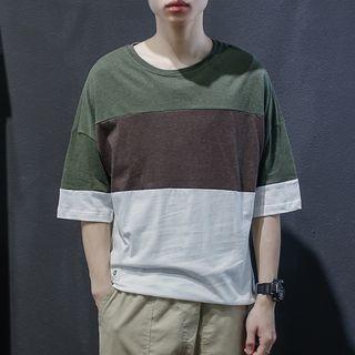 Elbow-sleeve Off-shoulder Panel T-shirt