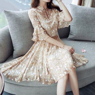 Set: Floral Print Elbow-sleeve A-line Dress + Strappy Dress