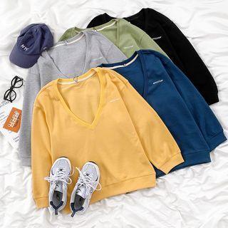 Long-sleeve V-neck Printed Sweatshirt