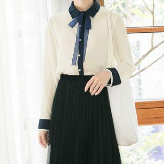 Contrast Trim Beaded Button Blouse