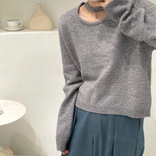 Round Neck Knit Crop Top