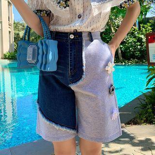 Two-tone Floral Accent Denim Shorts