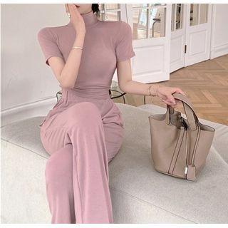 Short-sleeve Mock Neck Top / High Waist Straight Leg Pants