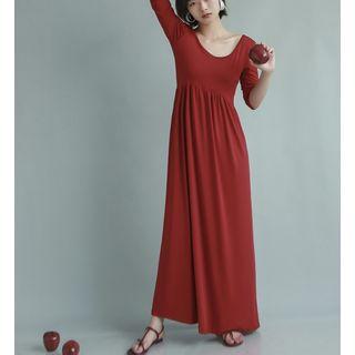Elbow-sleeve Scoop Back Maxi Dress