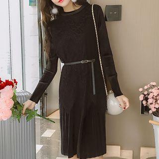 Lace Panel Velvet Long-sleeve A-line Dress