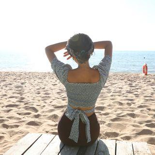 Set: Short-sleeve Floral Print Swim Top + Bottom