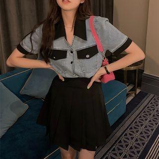 Short-sleeve Contrast Trim Denim Shirt / Mini Pleated Skirt