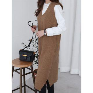 V-neck Sleeveless Midi Sweater Dress