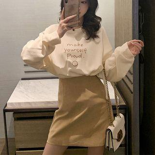 Set: Lettering Pullover + Mini A-line Skirt