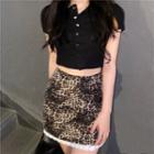 Collared Short-sleeve Button Cropped T-shirt / Leopard Print Mini Pencil Skirt