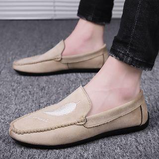 Leaf Detail Loafers