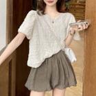 Short-sleeve Crinkled Blouse / High-waist Shorts