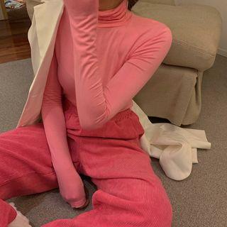 Mock-turtleneck Long-sleeve T-shirt / Corduroy Wide Leg Pants