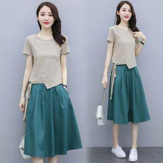 Set: Short-sleeve Tie-hem T-shirt + Midi A-line Skirt