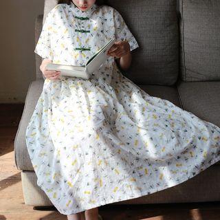 Short-sleeve Butterfly Jacquard Midi Dress Pattern - White - One Size