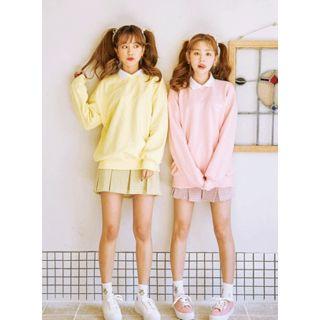 Collared Lettering Sweatshirt