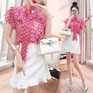 Set: Sleeveless Floral Chiffon Blouse + Frill Trim Mini Skirt