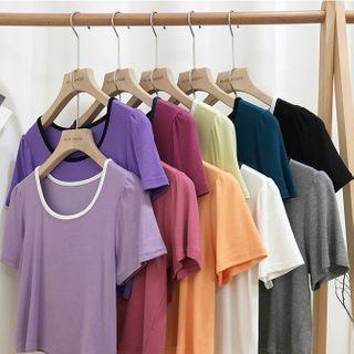 Contrast Trim Scoop-neck Short-sleeve Cropped T-shirt
