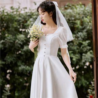 Short-sleeve Midi A-line Dress / Veil
