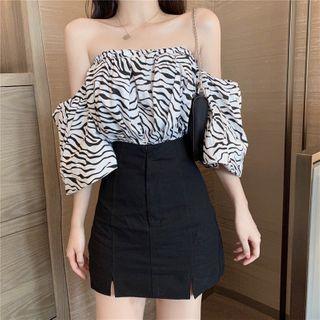 Off-shoulder Puff-sleeve Zebra Printed Top