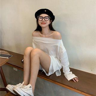 Long-sleeve Off Shoulder T-shirt / Shorts