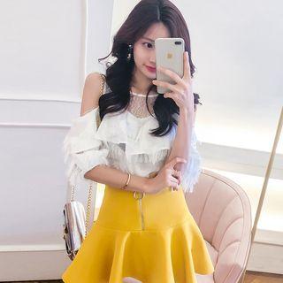 Elbow-sleeve Cold Shoulder Fringe Top