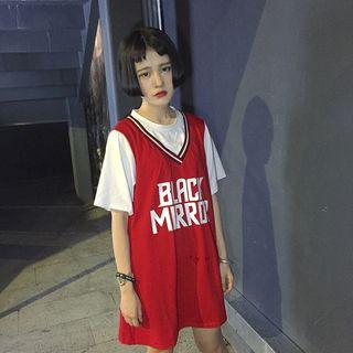 Letter V-neck Mock Two-piece Short-sleeve Top