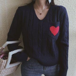 V-neck Heart Print Knit Top