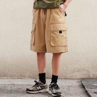 Wide Leg Cargo Shorts / Short-sleeve T-shirt