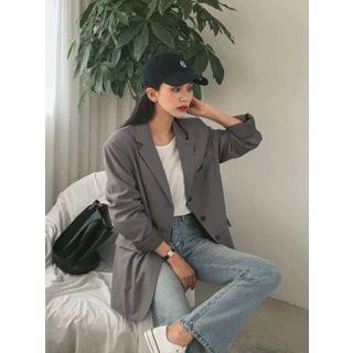 Padded-shoulder Notched-lapel Blazer