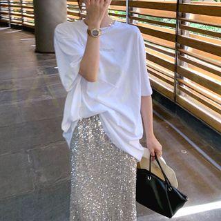 Short-sleeve T-shirt / Sequined Midi A-line Skirt / Set