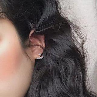 Faux Pearl Swing Earring 1 Pair - C92a - Stud Earring - One Size