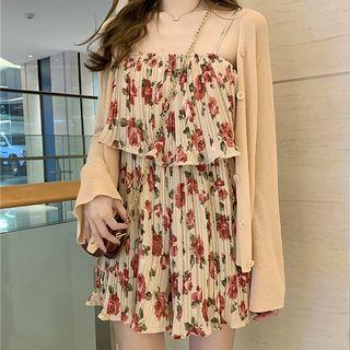 Light Jacket / Spaghetti Strap Floral Playsuit